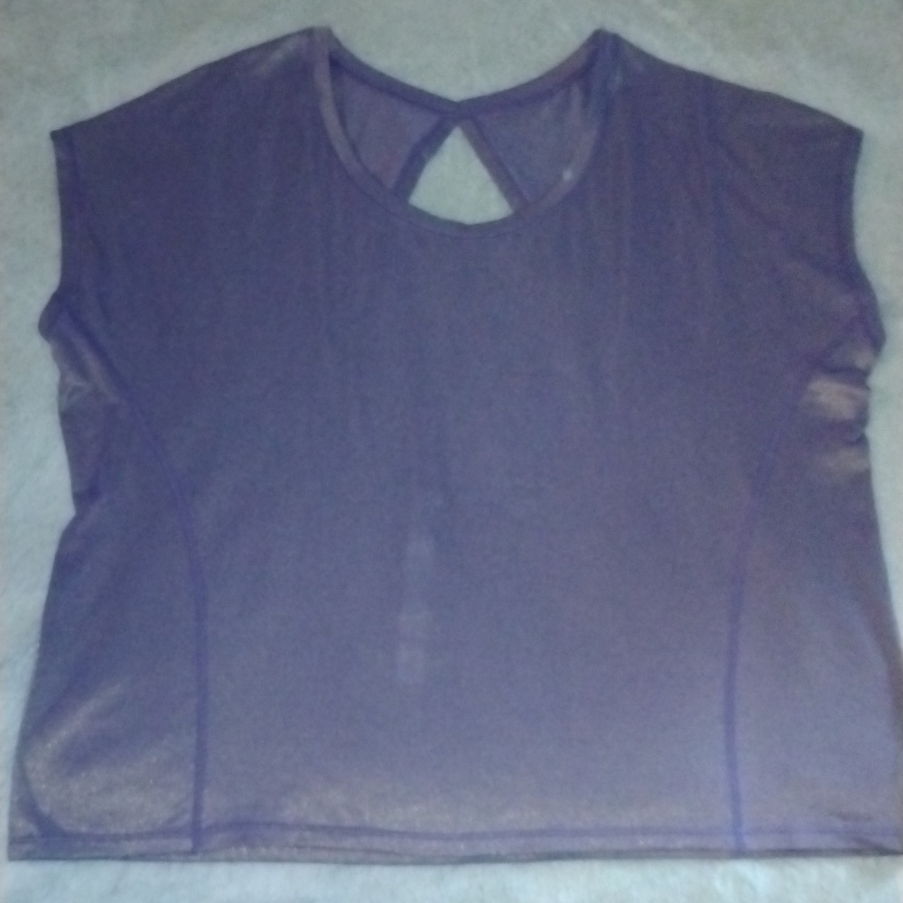 Lululemon purple metallic cropped t-shirt with cut out in back size 10